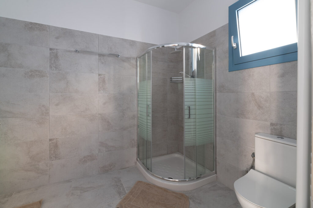 The bathroom of Tanya's house