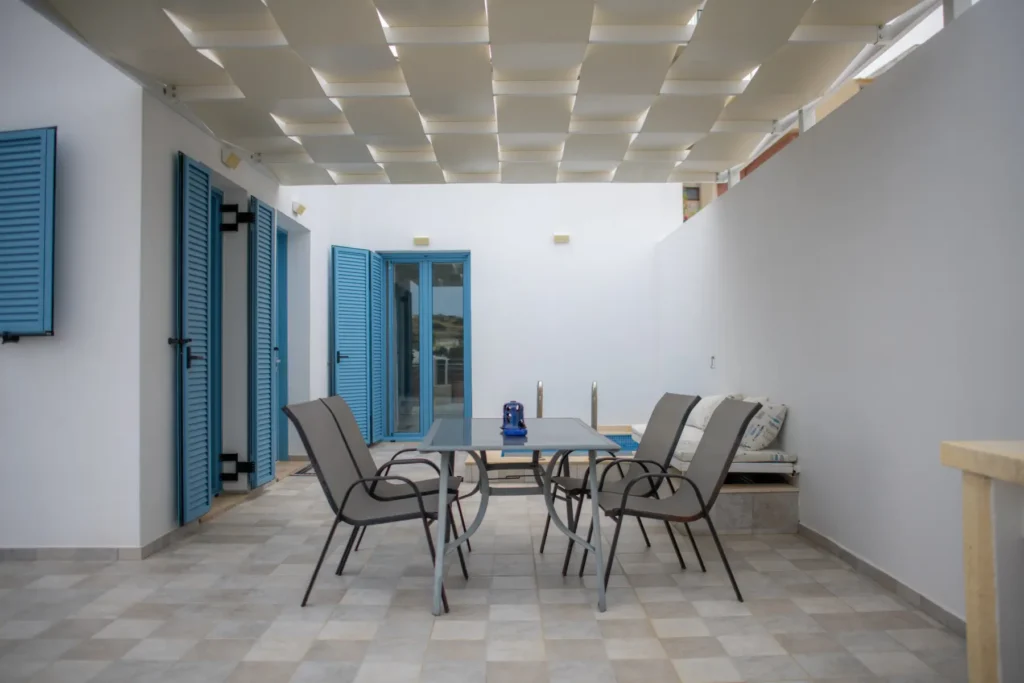 The dining table under the pergola